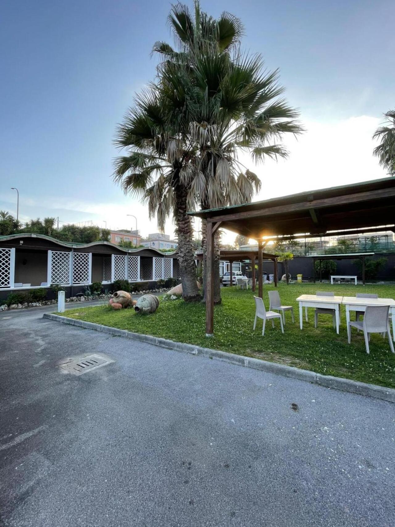 Hotel Federico II Nápoles Exterior foto